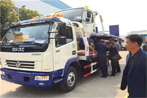 永宁汽车道路救援拖车价格